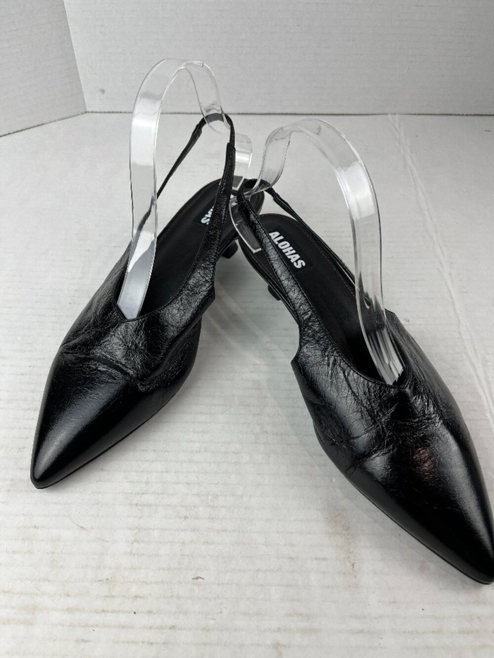 Women's Alohas black patent leather sling back kitten heels, Size EU 39, US 8.5